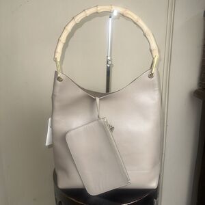 Authentic GUCCI Bamboo Handle Beige/Tan Leather Shoulder Bag Attached Pochette